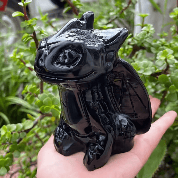  Crystal dragon mold with intricate design, made from premium silicone for resin casting.

