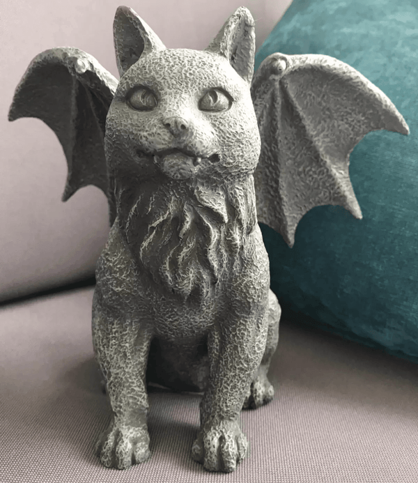 Winged cat gargoyle silicone mold for gothic-themed decor and artistic resin sculptures, ideal for plaster, soap, or beeswax casting.


