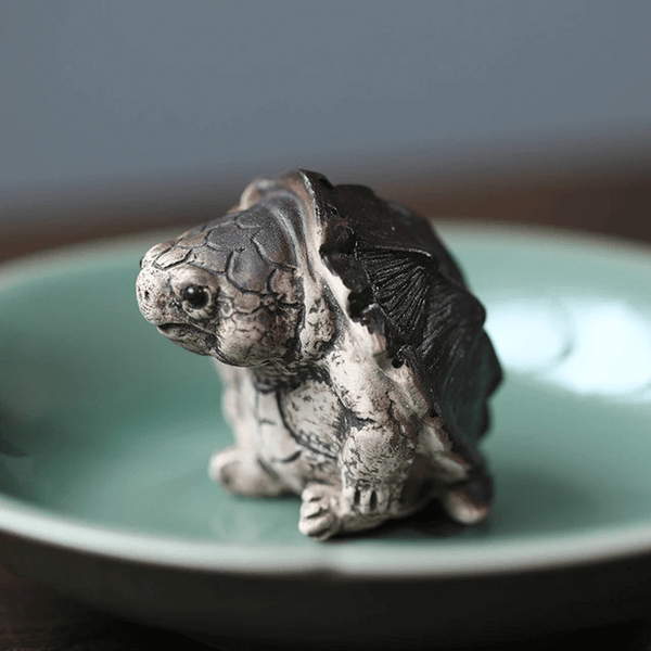 Small turtle figure Resin, plaster, candle, soap mold