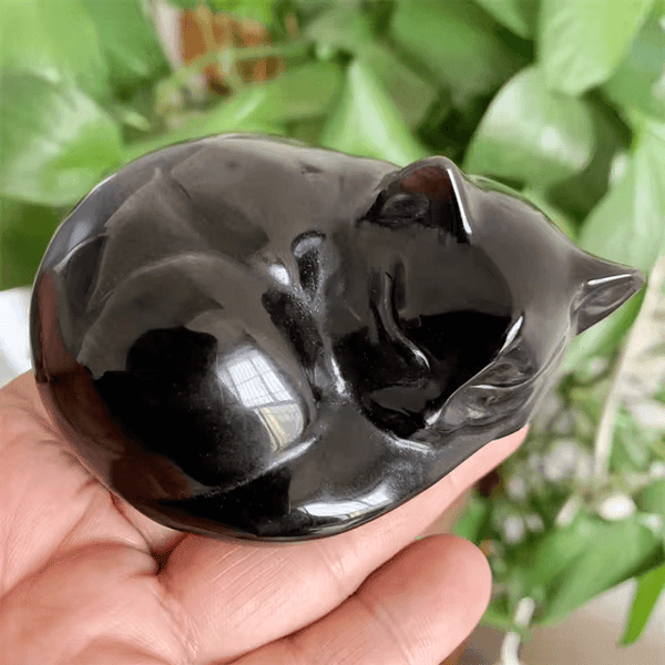  Sleeping cat mold with rounded contours, perfect for resin casting, made from premium silicone.

