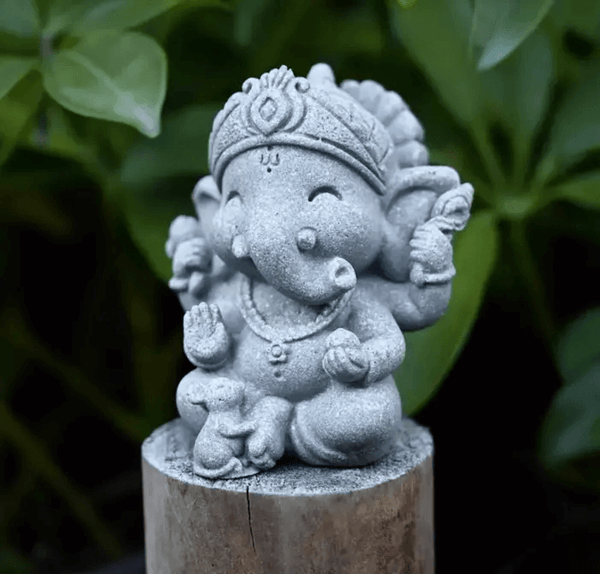 small Ganesh,Ganesha mold Resin, plaster, soap, candle mold 80-9